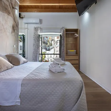 Alma Little House Apartment