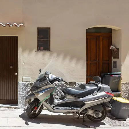 Alma Little House Apartment Cagliari